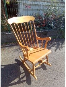 FAUTEUIL ROCKINGCHAIR EN BOIS