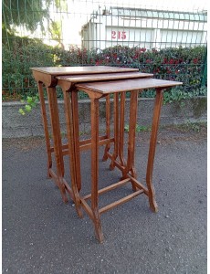 TABLE GIGOGNE 