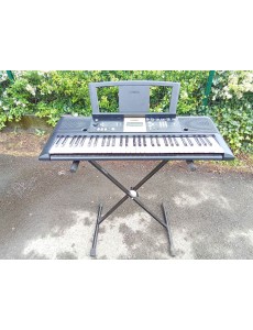 SYNTHÉTISEUR YAMAHA YPT-220...