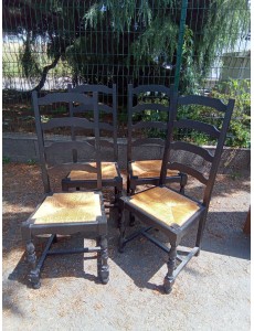LOT DE 4 CHAISES NOIRES...