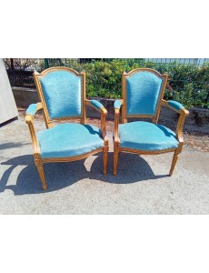 PAIRE DE FAUTEUILS STYLE...