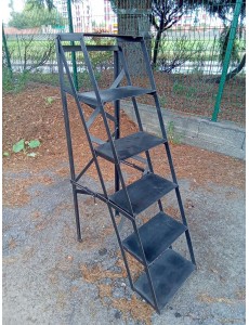 ETAGERE ESCALIER METAL NOIR