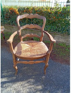 FAUTEUIL RUSTIQUE ASSISE...