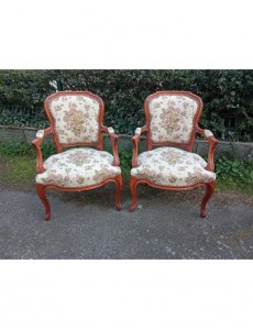 PAIRE DE FAUTEUILS...