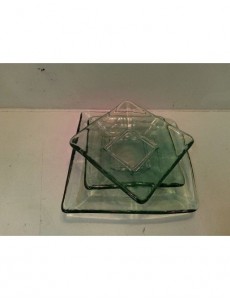 LOT DE COUPELLES CARRÉES EN...