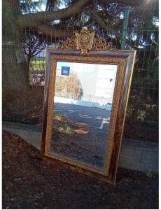 MIROIR RECTANGULAIRE DORÉ...