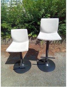 PAIRE DE TABOURET DE BAR...