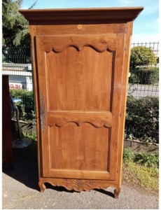 BONNETIÈRE STYLE LOUIS XV