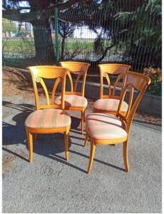 LOT DE 4 CHAISES STYLE...