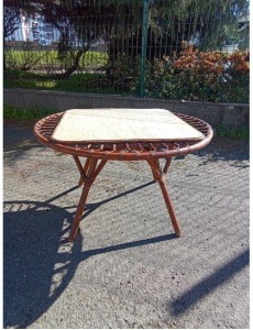 TABLE BASSE EN ROTIN