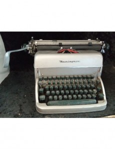 MACHINE A ECRIRE REMINGTON 